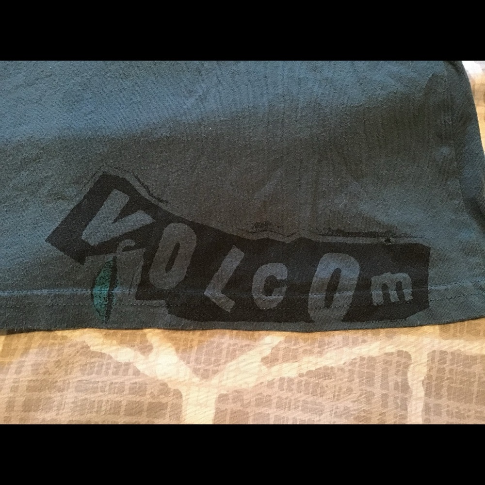 Volcom Tee - Picture 5 of 6